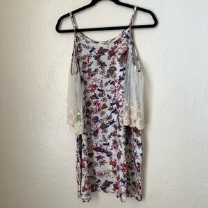 Umgee floral cold shoulder dress▪️size S